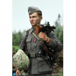 1/6 WWII German 12th SS Panzer Division MG42 gunner - Otto