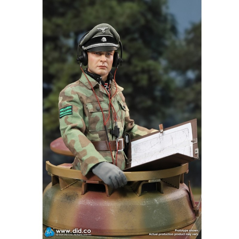 WWII Photo - Obersturmbannführer Max Wünsche, Commander Of 12th Panzer Division - 3191