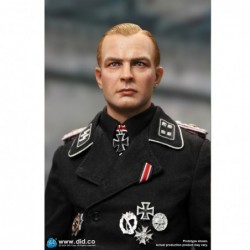 1/6 WWII German Panzer Commander - Max Wünsche